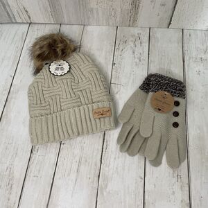 Britt’s Knits Plush Lined Knit Hat W/Faux Fur Pom & Matching Glove Set B…